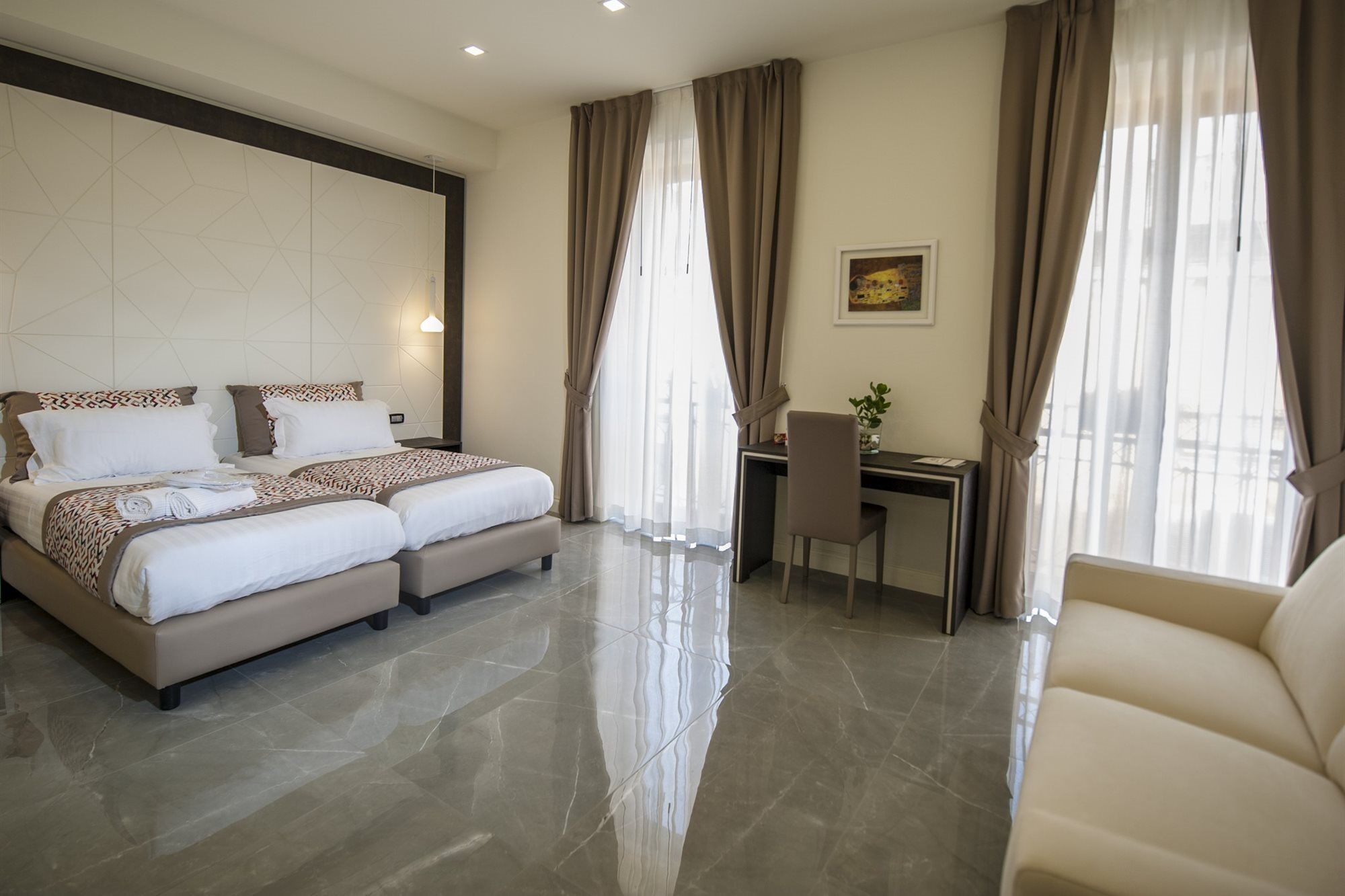 Palazzo Firenze 4* Naples